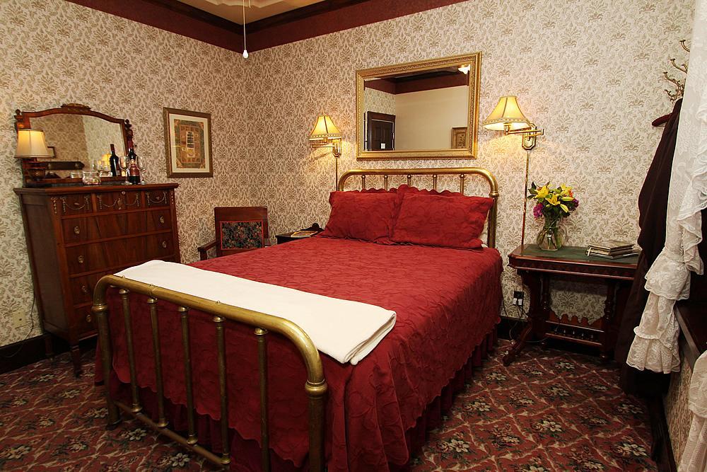The National Hotel Джеймстаун Номер фото